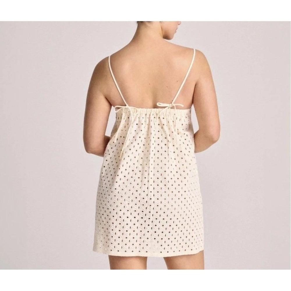 Women's Vitamin A Eyelet Cover Up Mini Dress White XS New With Tags - Picture 5 of 7